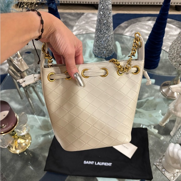 Authentic Saint Laurent Cassandra Small Bucket Bag Q - Picture 5 of 6